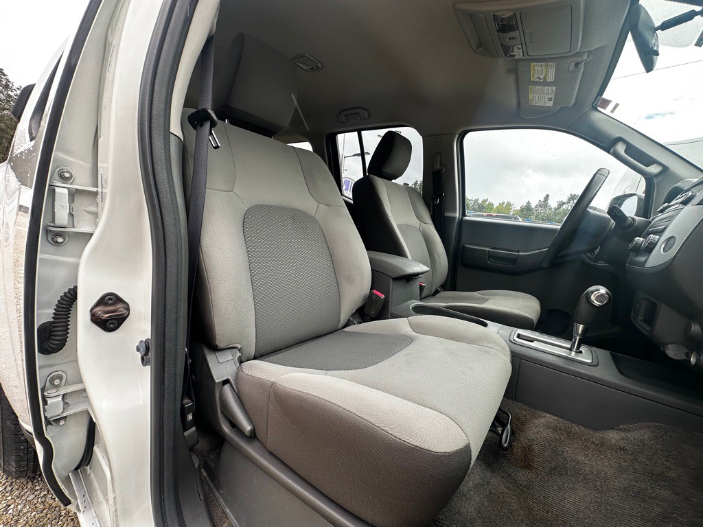 2014 Nissan Xterra Image 37