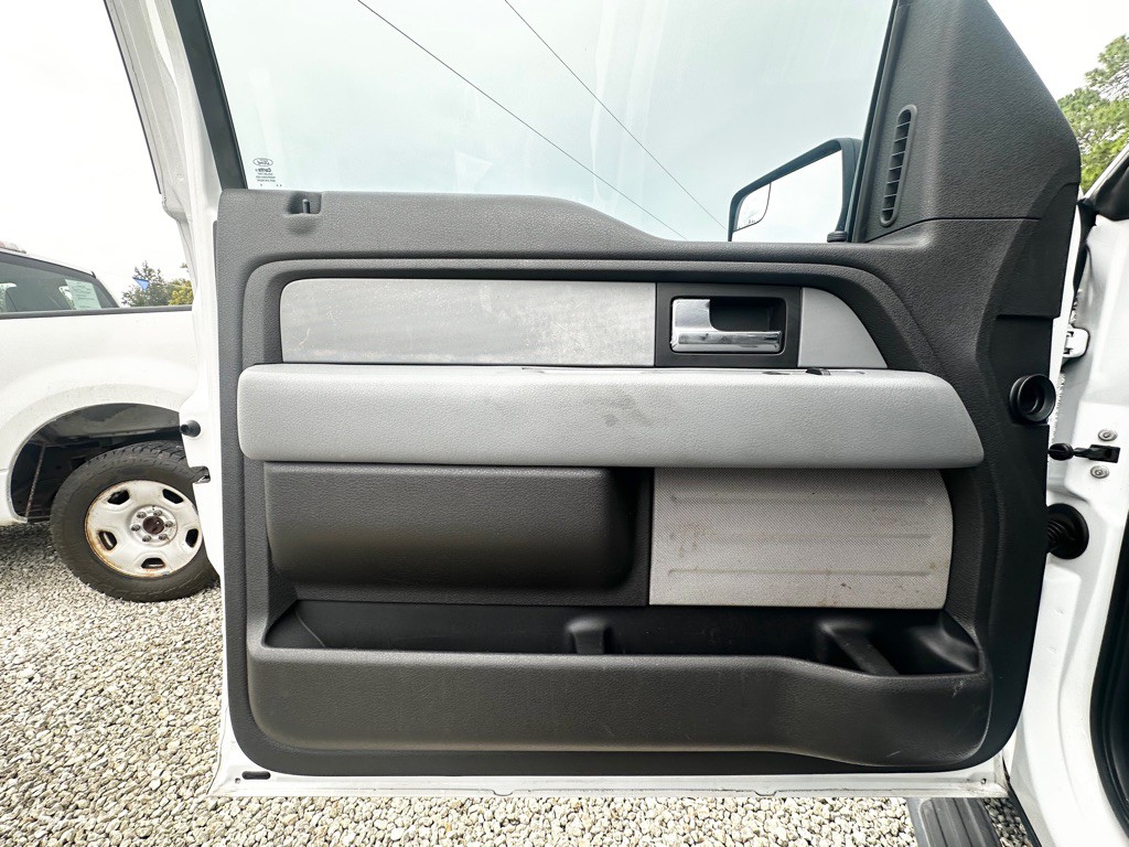 2014 Ford F-150 Image 25