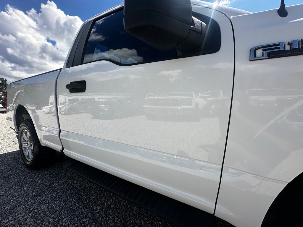 2016 Ford F-150 Image 11