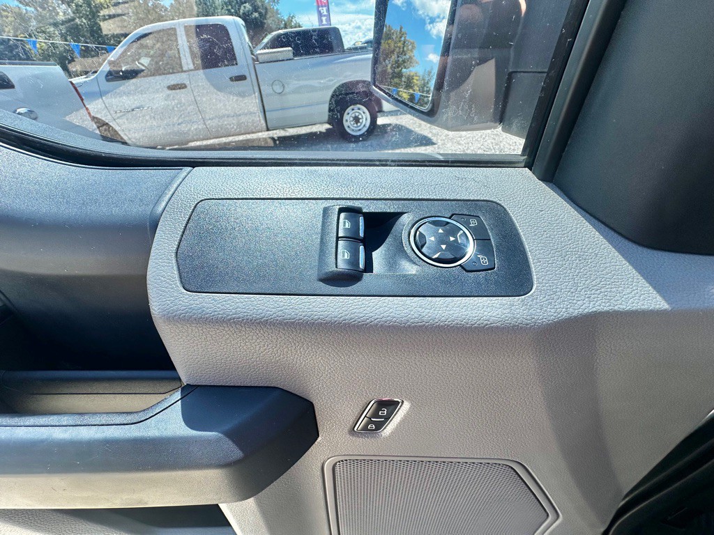 2016 Ford F-150 Image 25