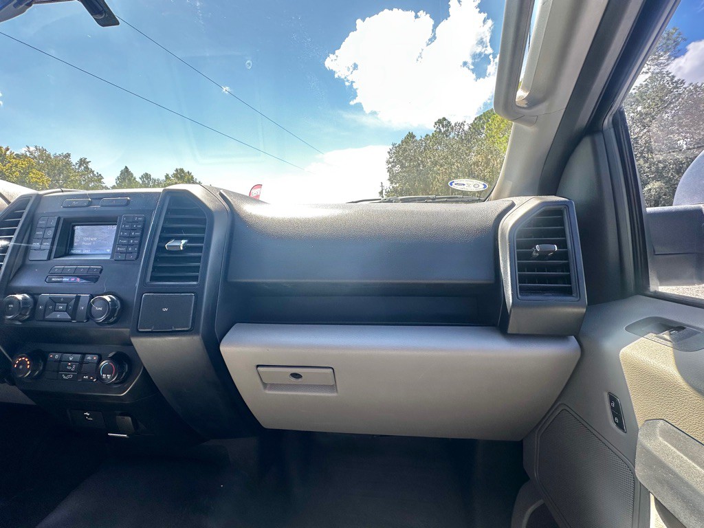 2016 Ford F-150 Image 38