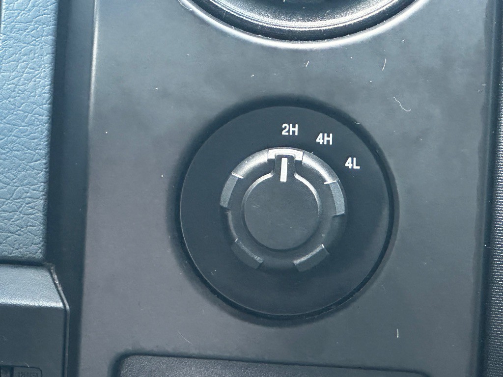 2013 Ford F-150 Image 38