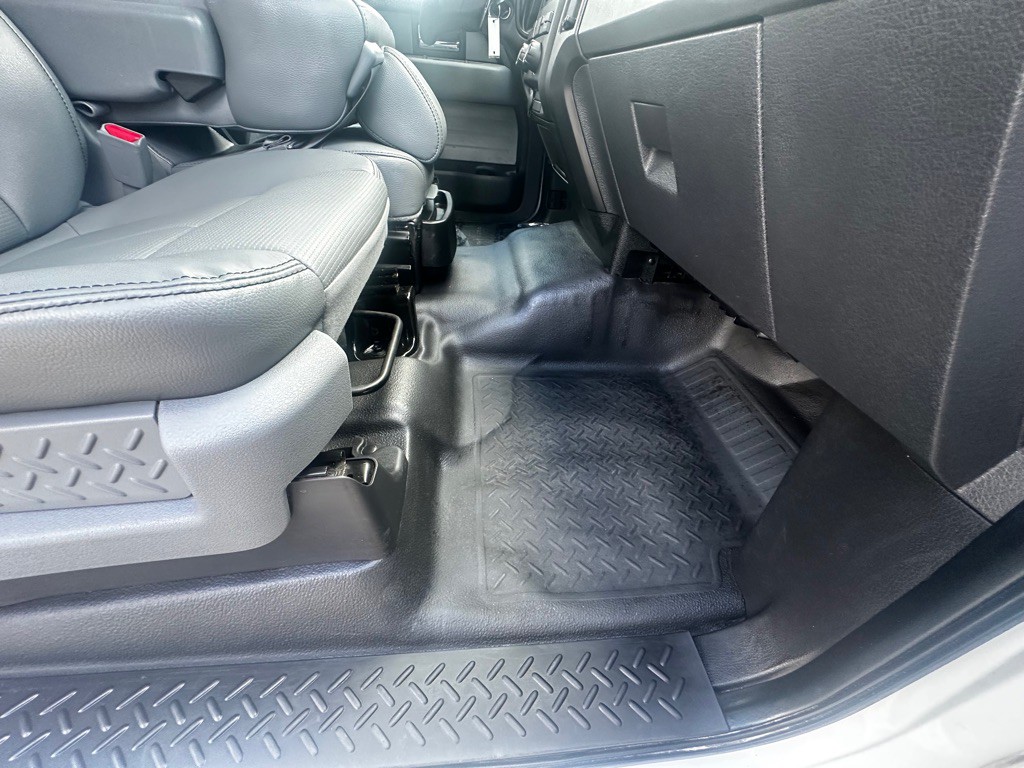 2013 Ford F-150 Image 48
