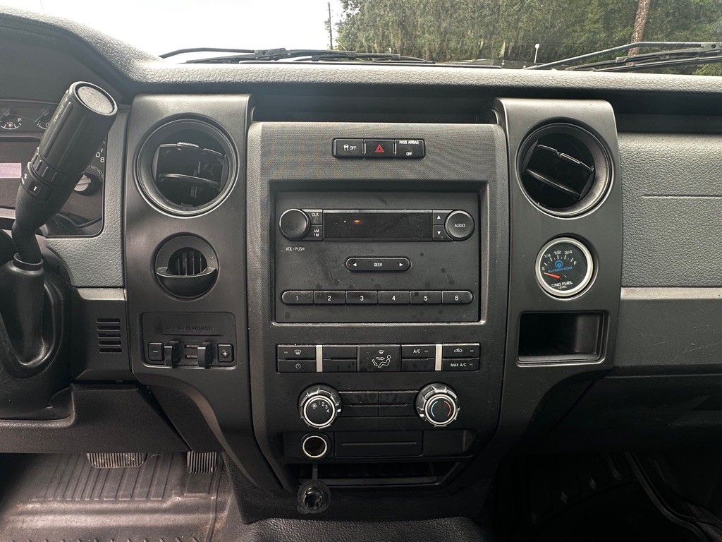 2014 Ford F-150 Image 31