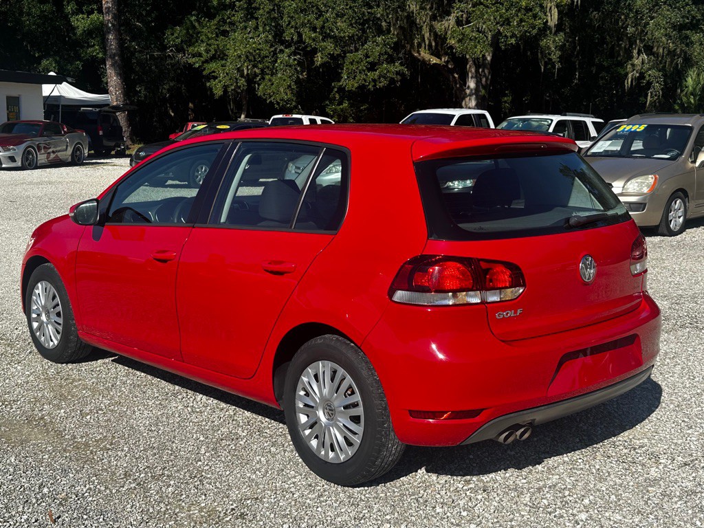 2013 Volkswagen Golf Image 5
