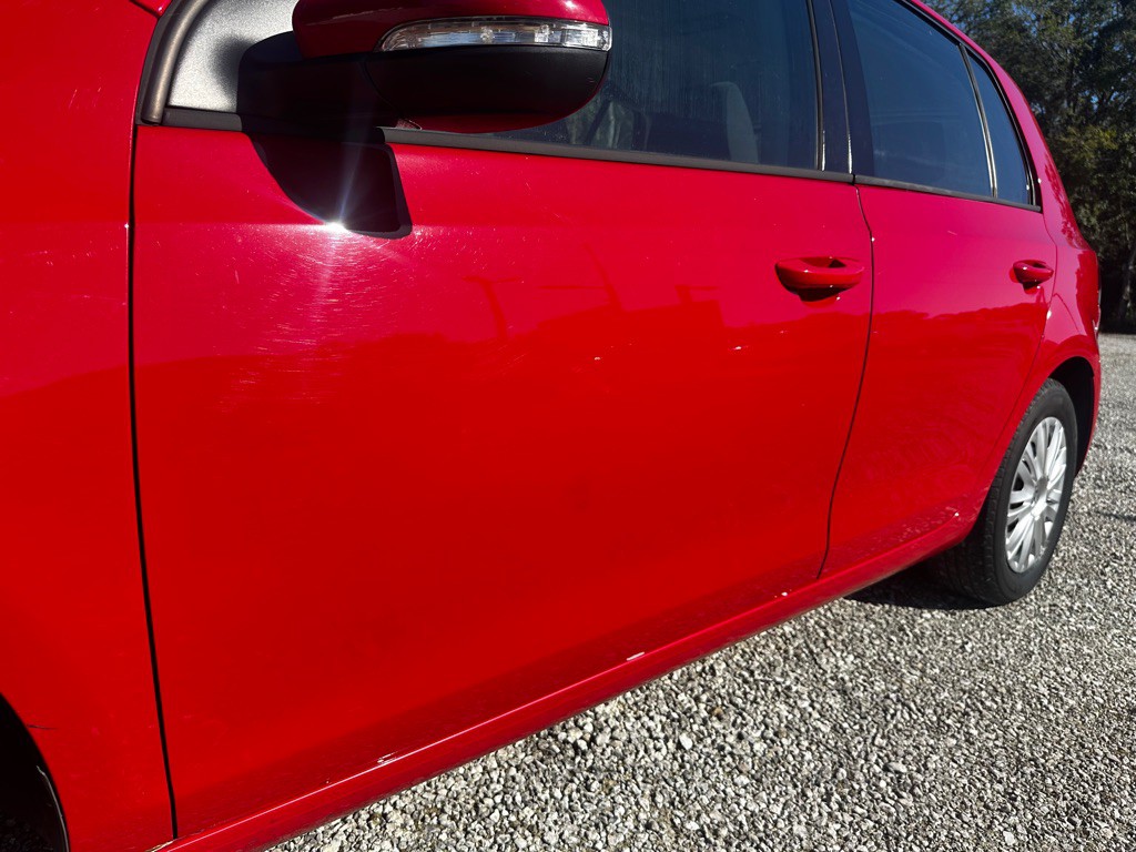 2013 Volkswagen Golf Image 9