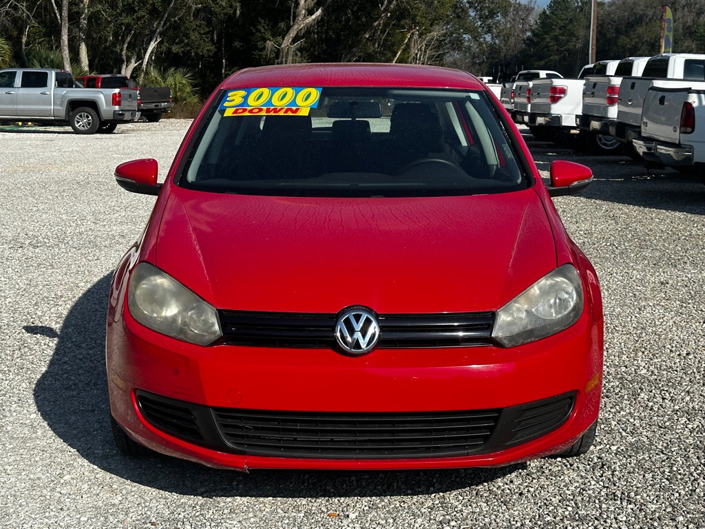 2013 Volkswagen Golf Image 2