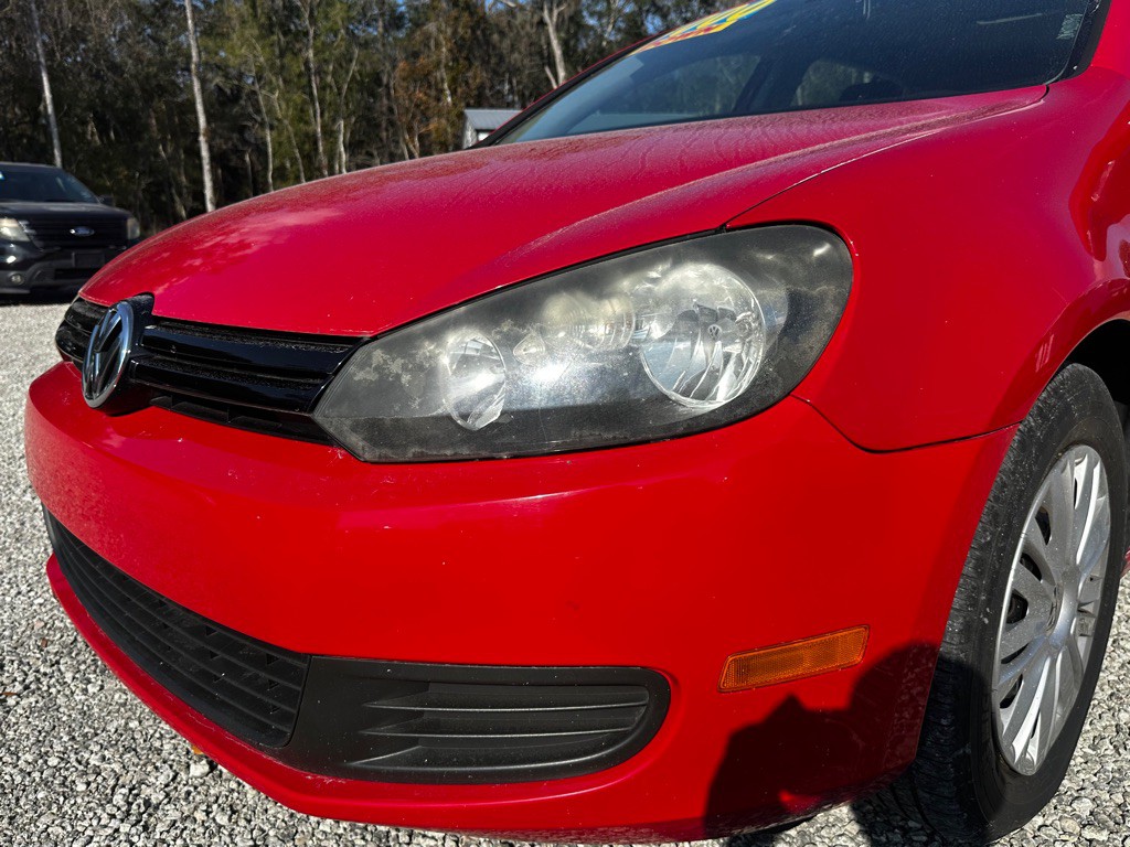 2013 Volkswagen Golf Image 10