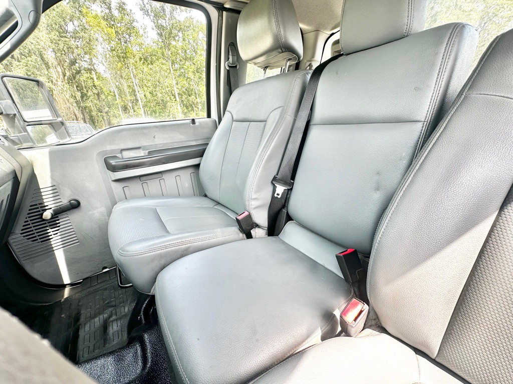 2015 Ford F-250 Image 37