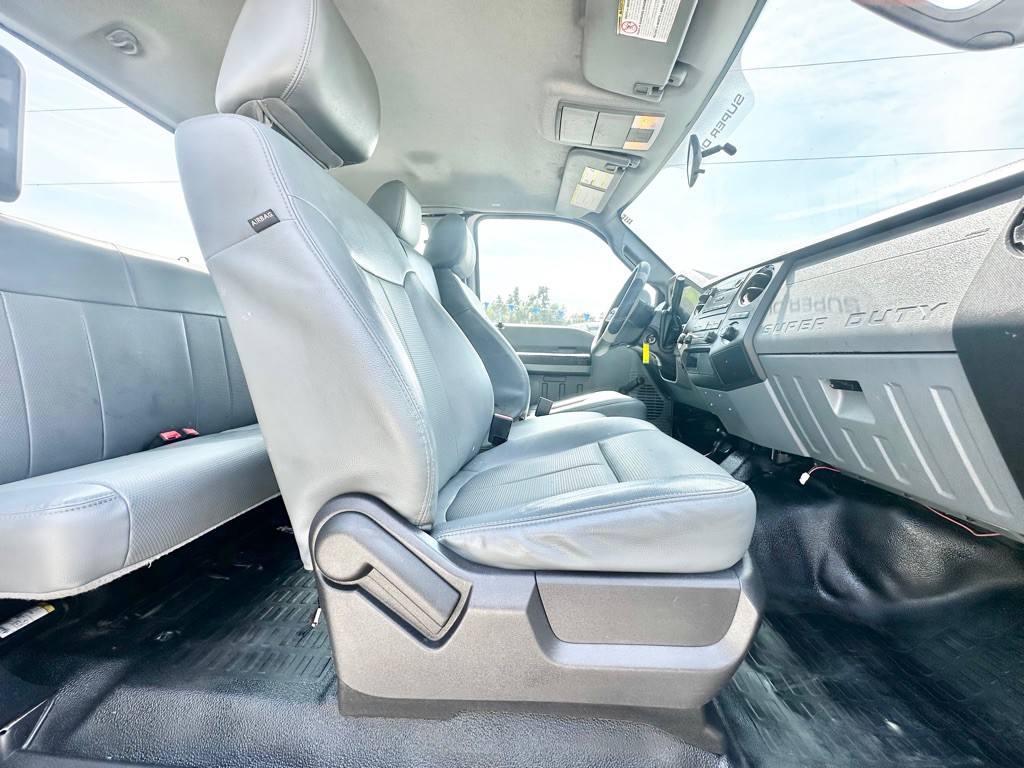 2015 Ford F-250 Image 40