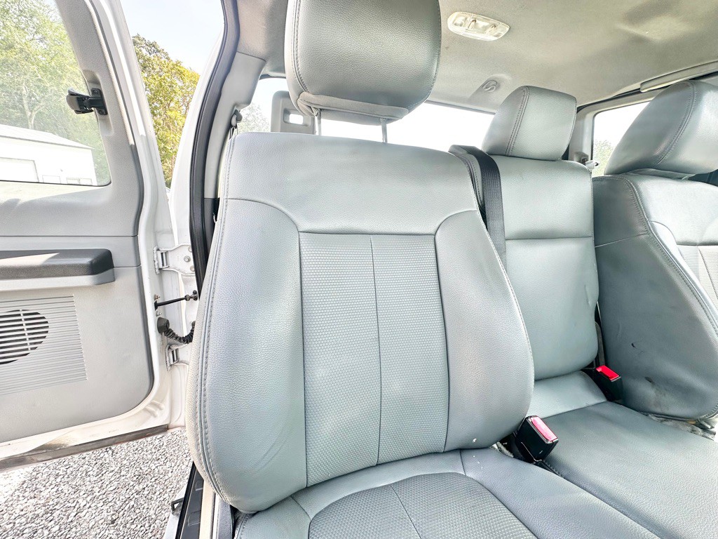 2015 Ford F-250 Image 42