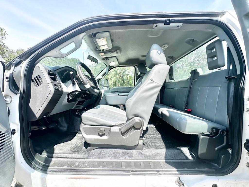 2015 Ford F-250 Image 14