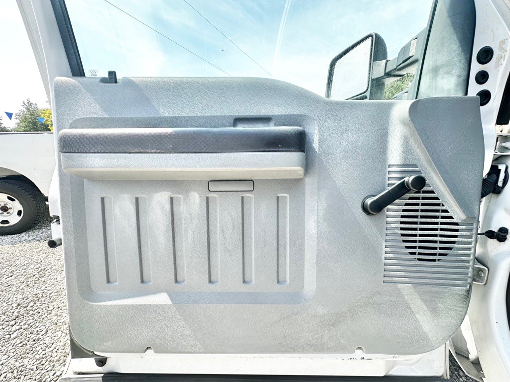 2015 Ford F-250 Image 18