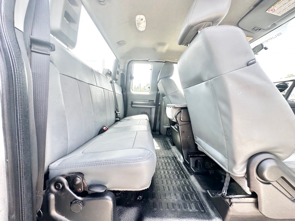 2015 Ford F-250 Image 35