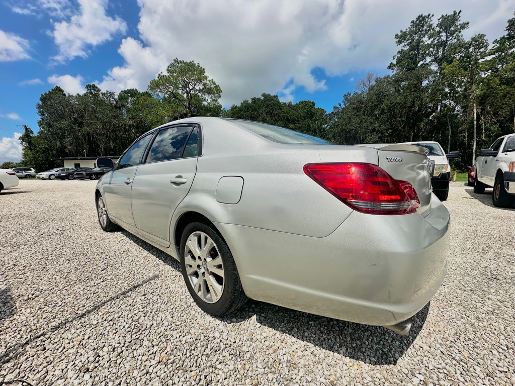 2008 Toyota Avalon Image 6