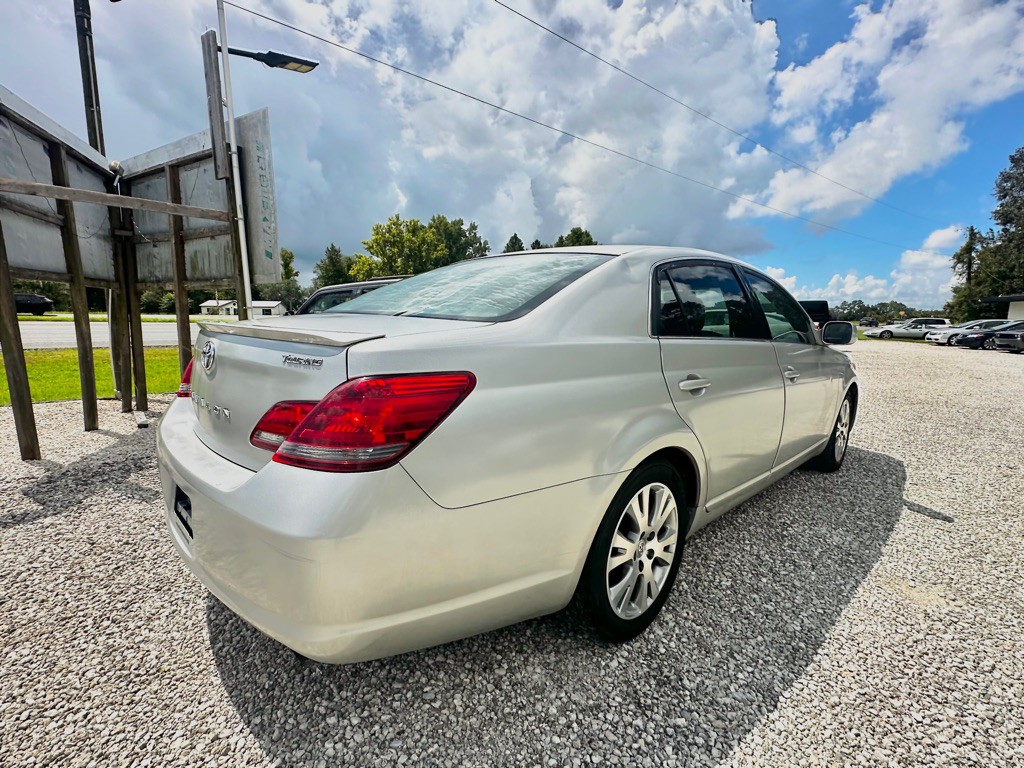 2008 Toyota Avalon Image 8