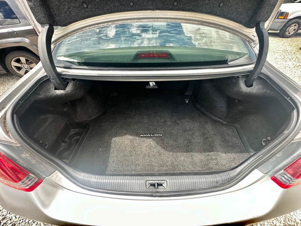 2008 Toyota Avalon Image 22