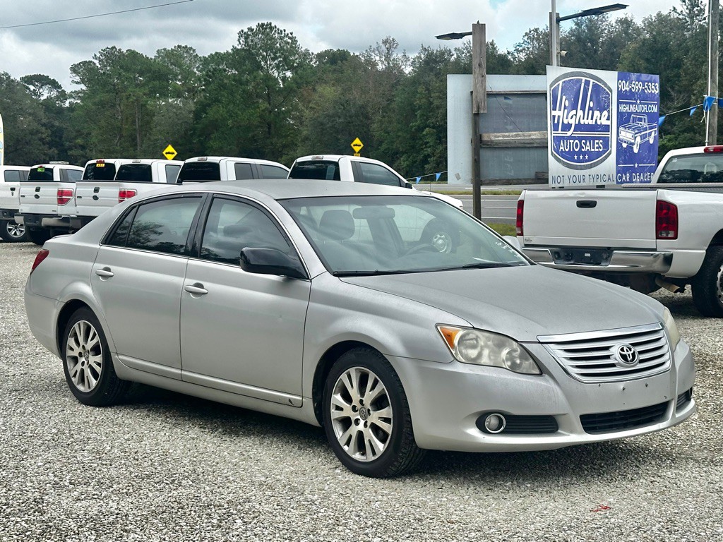 2008 Toyota Avalon Image 1