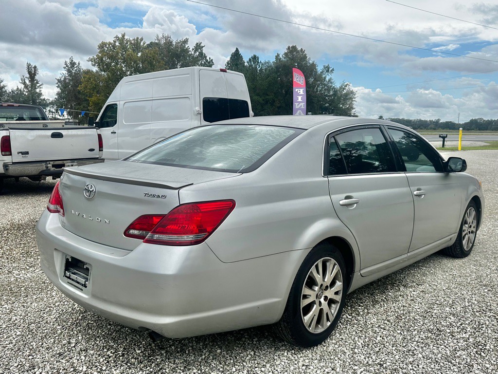 2008 Toyota Avalon Image 7