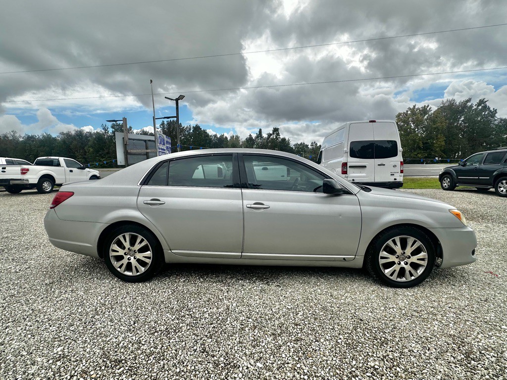 2008 Toyota Avalon Image 8