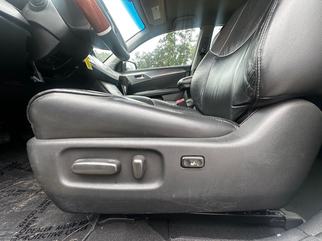 2008 Toyota Avalon Image 14