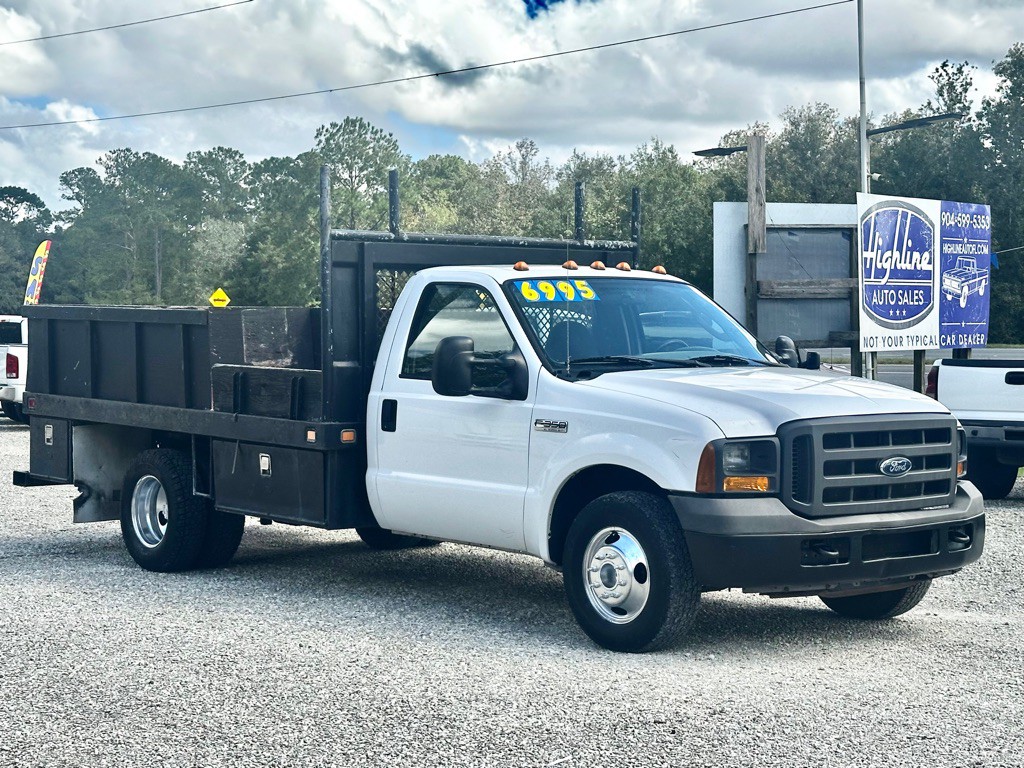 2005 Ford F-350 Image 1