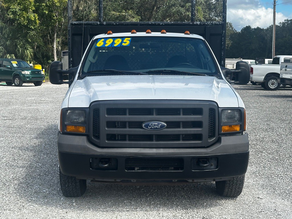 2005 Ford F-350 Image 2