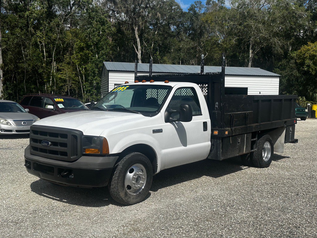 2005 Ford F-350 Image 3