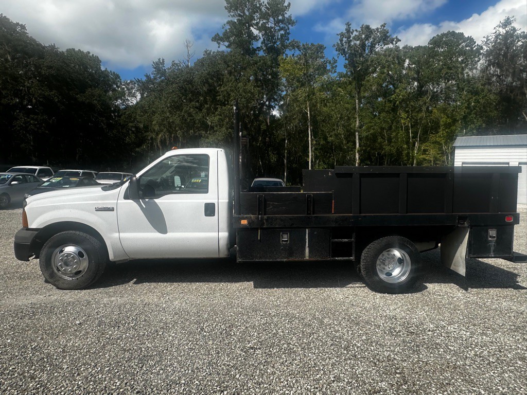 2005 Ford F-350 Image 4