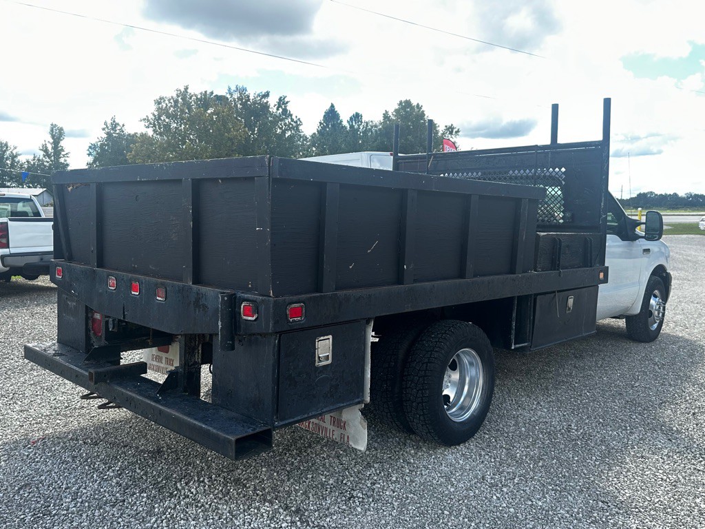 2005 Ford F-350 Image 7