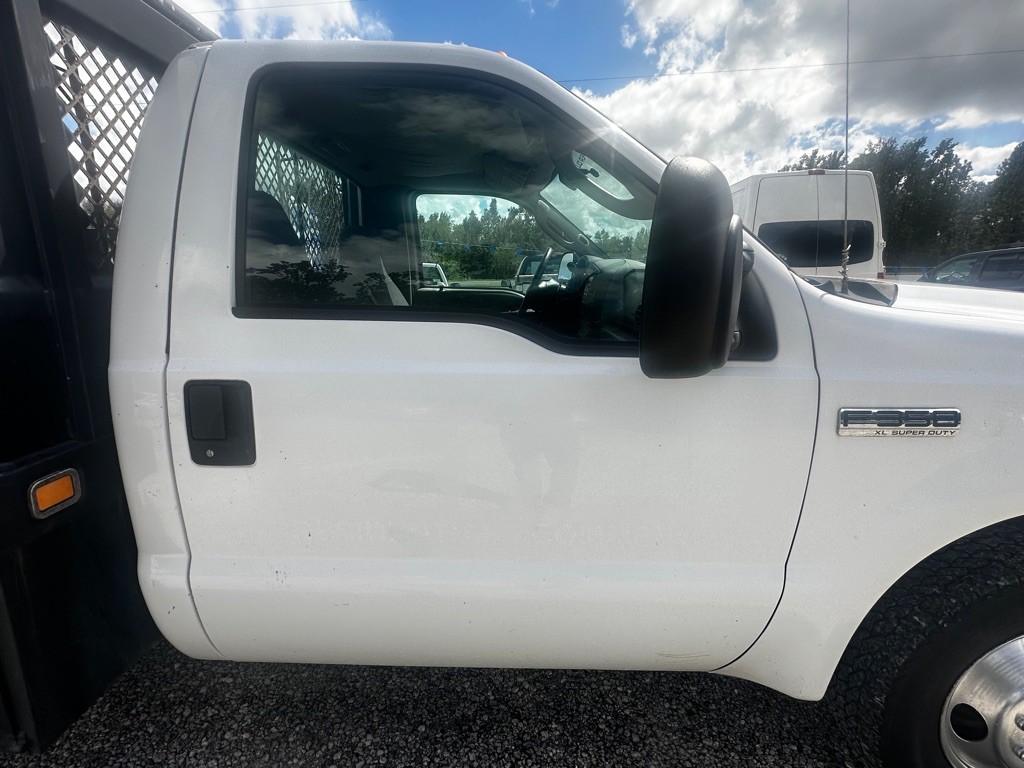 2005 Ford F-350 Image 14
