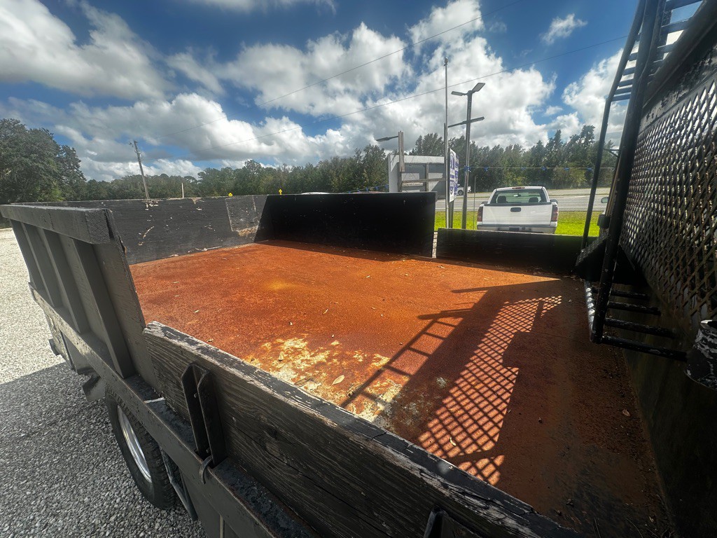 2005 Ford F-350 Image 16