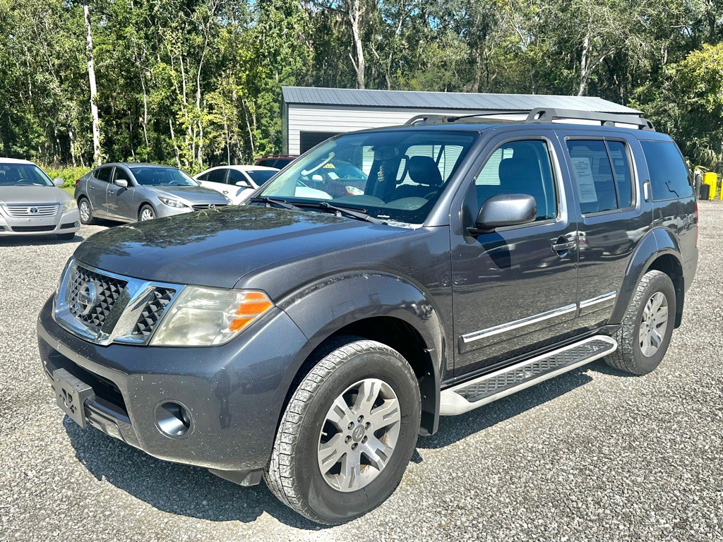 2011 Nissan Pathfinder Image 3