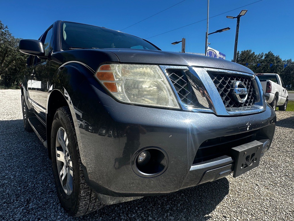 2011 Nissan Pathfinder Image 11