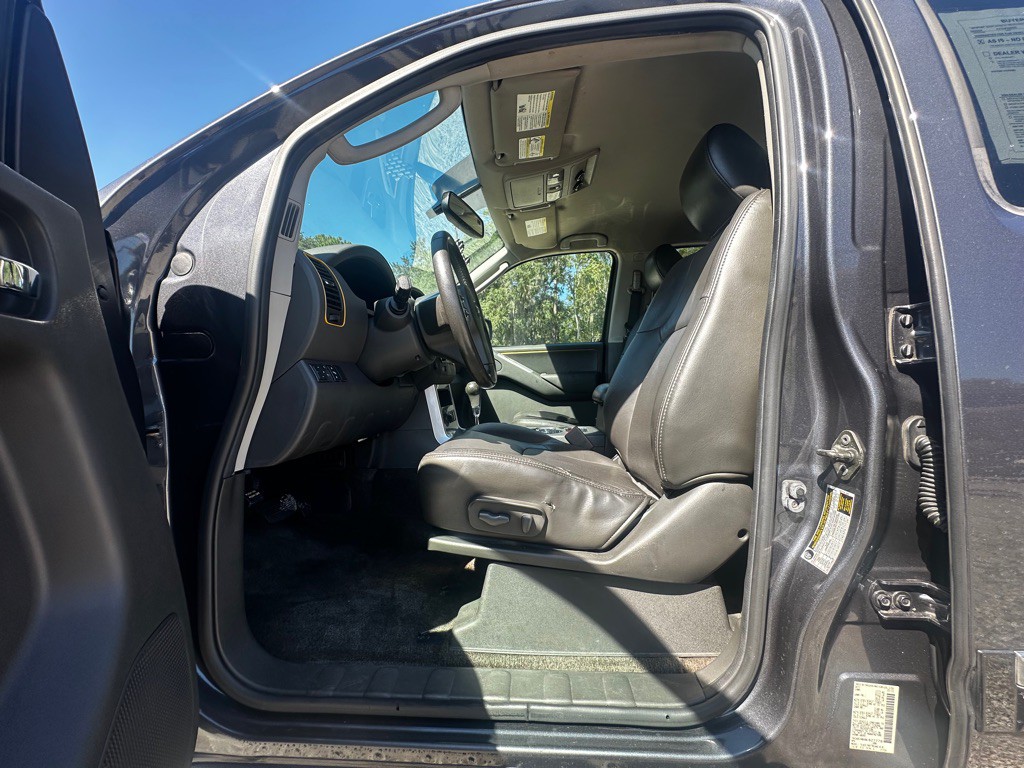 2011 Nissan Pathfinder Image 14