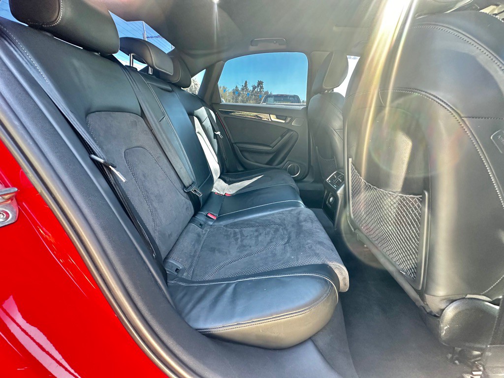 2015 Audi A4 Image 34