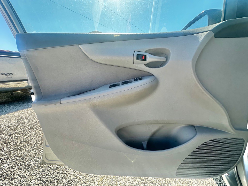 2009 Toyota Corolla Image 19