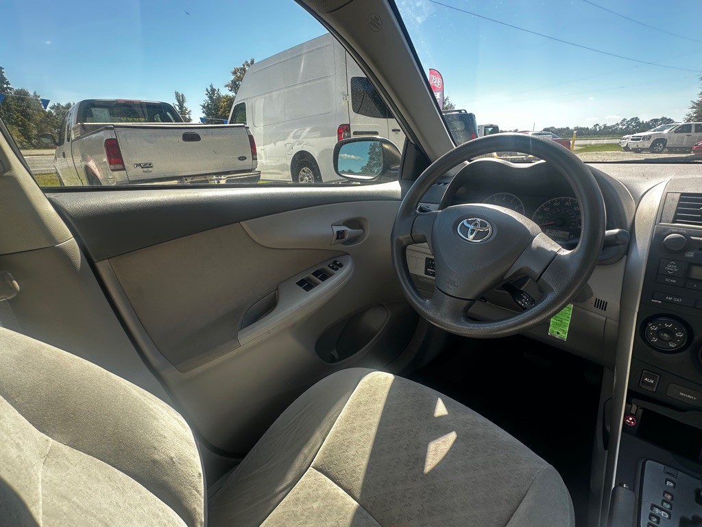 2009 Toyota Corolla Image 28