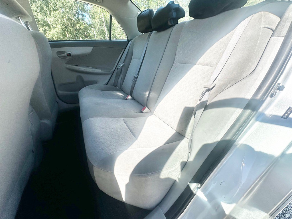 2009 Toyota Corolla Image 35