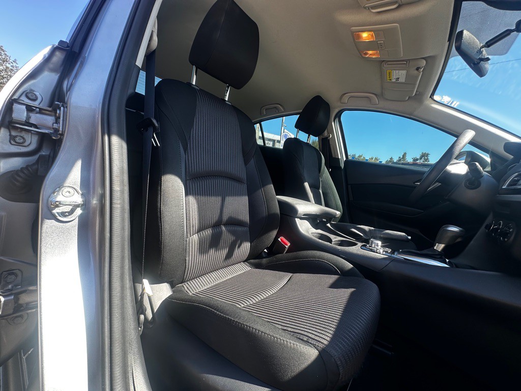 2016 Mazda Mazda3 Image 32