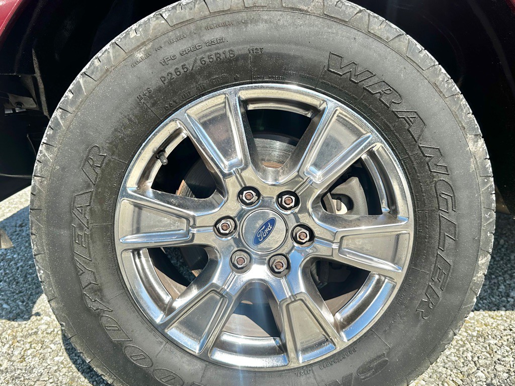 2004 Ford F-150 Image 38
