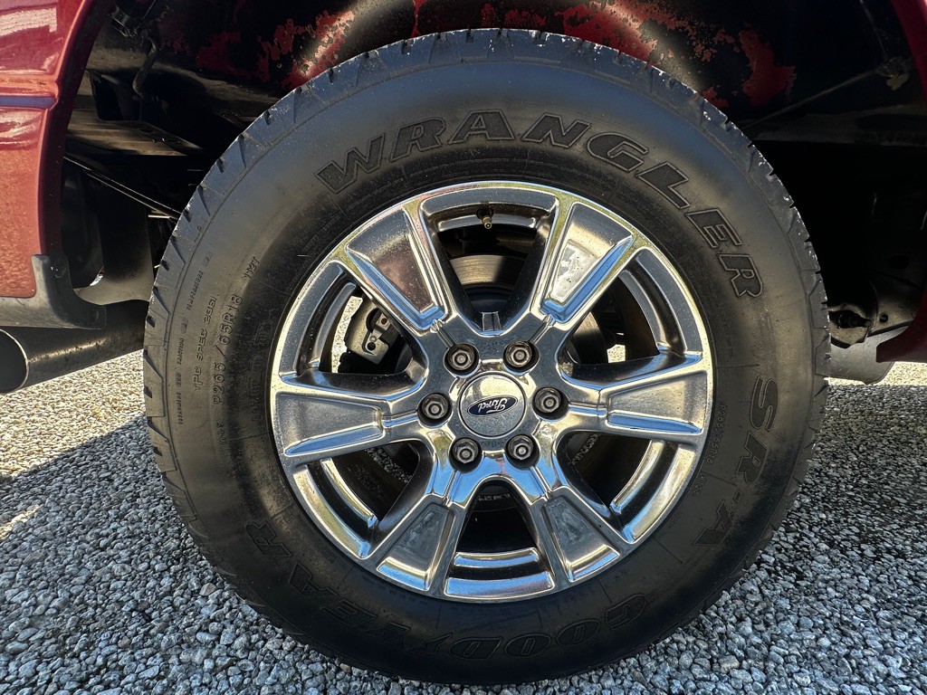 2004 Ford F-150 Image 40
