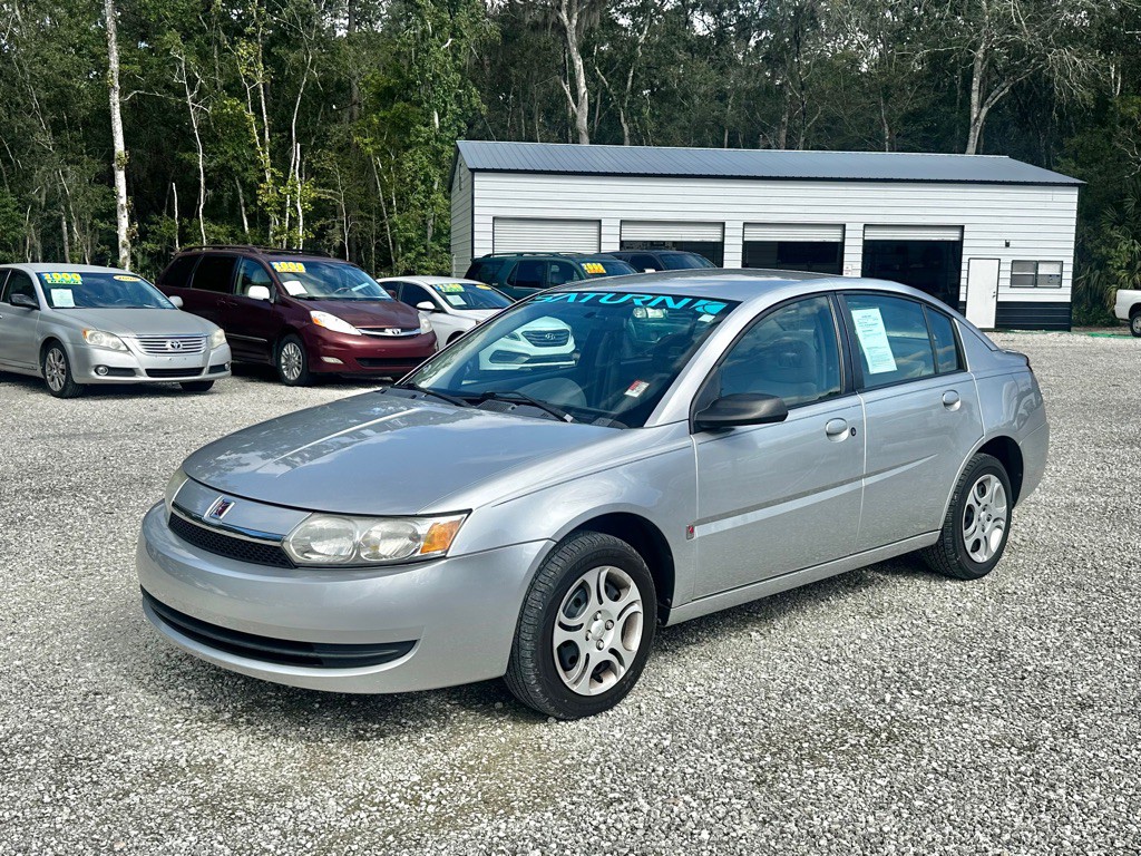 2004 Saturn ION Image 3