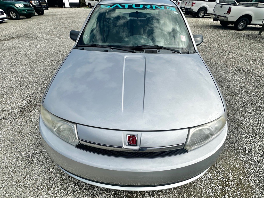 2004 Saturn ION Image 13