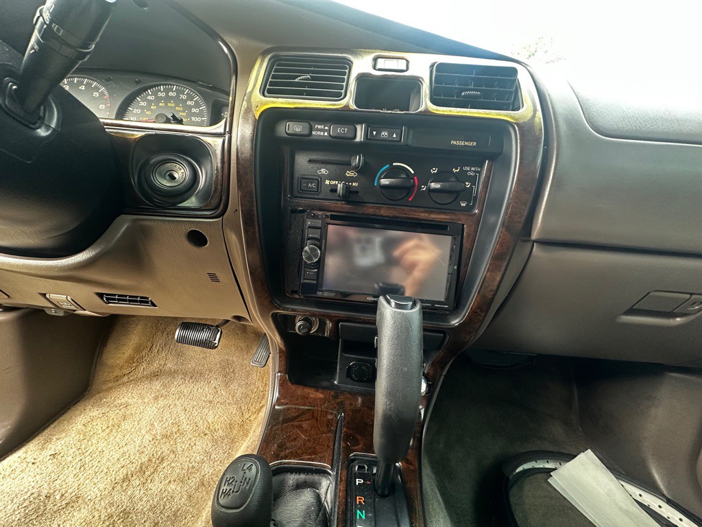 2000 Toyota 4Runner Image 15