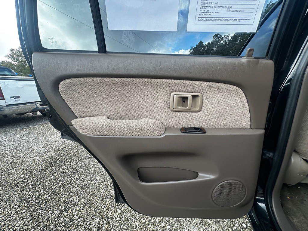 2000 Toyota 4Runner Image 24