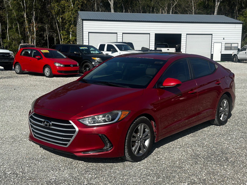 2017 Hyundai Elantra Image 3
