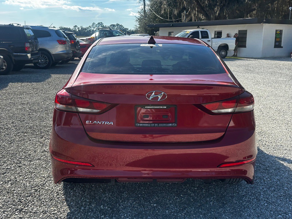 2017 Hyundai Elantra Image 6