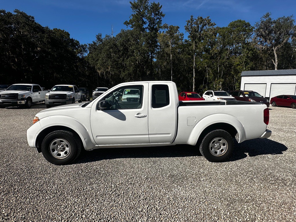 2016 Nissan Frontier Image 4