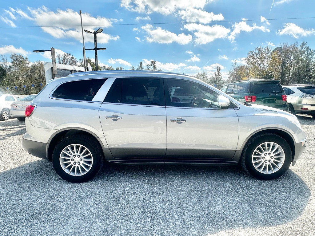 2012 Buick Enclave Image 9